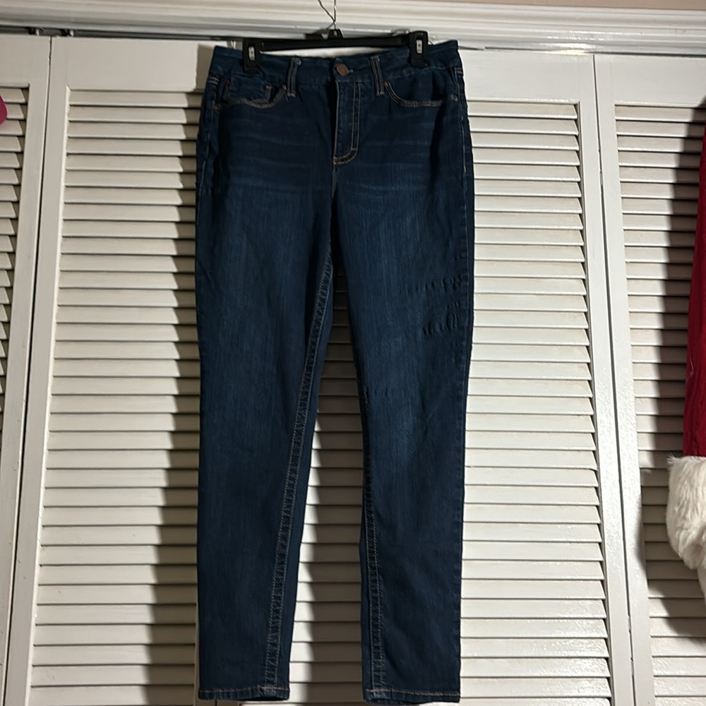 Seven Jeans